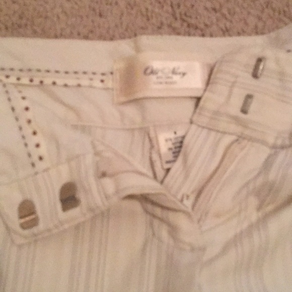 Bermuda Shorts...like new!! - Picture 6 of 7